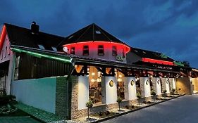 István Parkhotel és Gasztrofarm